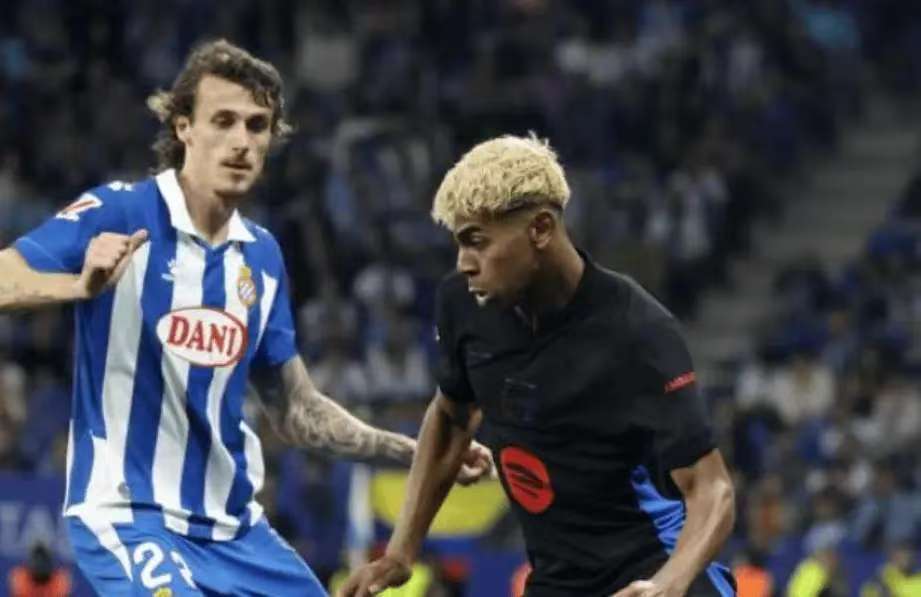 什么是扎金花中的“比牌时机”？为什么太早比牌会让你损失价值？（扎金花比牌时机解析：为何过早比牌会让你错失价值？）